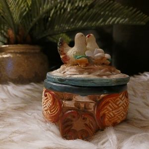 Vintage birds ceramic keepsake